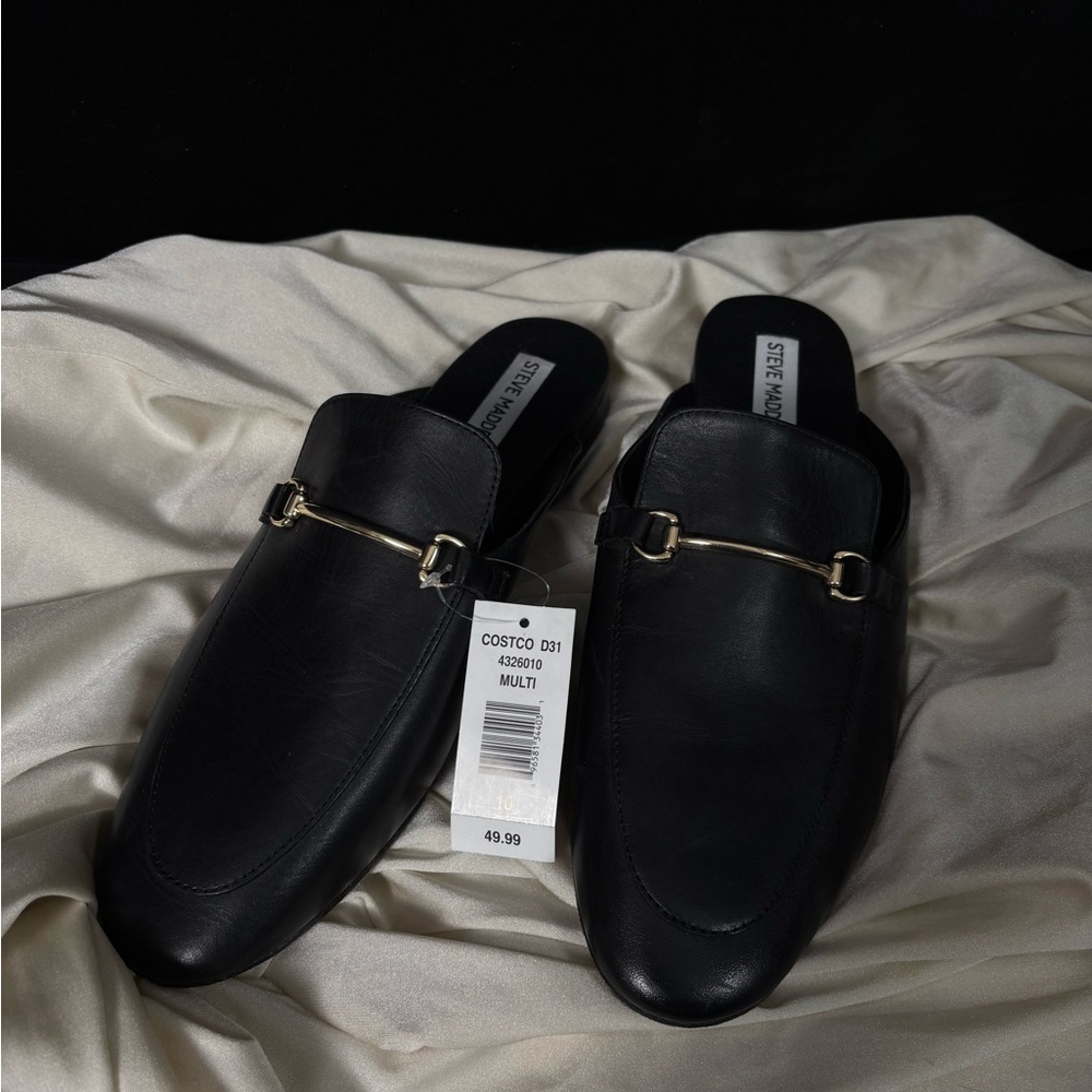 NWT Steve Madden Black Leather Slip-On Loafers - Picture 1 of 6